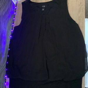 Never worn. Didn’t have anywhere to wear it